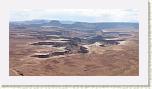 09 Canyonlands NP Islands in the Sky - 29a pan (Small) * LEAD Technologies Inc. V1.01 * LEAD Technologies Inc. V1.01 * 640 x 334 * (30KB)